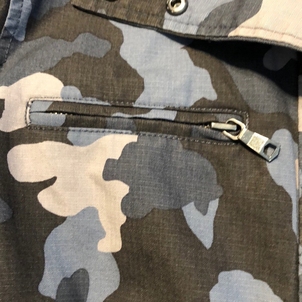Banana republic camo jacket - Picture 7 of 8